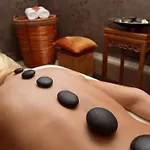 Premium Apt - Free Massages From Physiotherapists