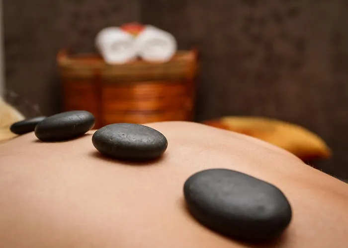 Premium Apt - Free Massages From Physiotherapists